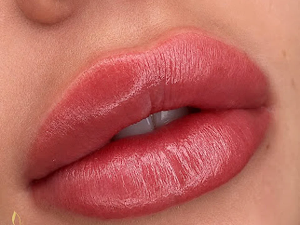 Alas de Mariposa - Microblading - Micropigmentación Barcelona